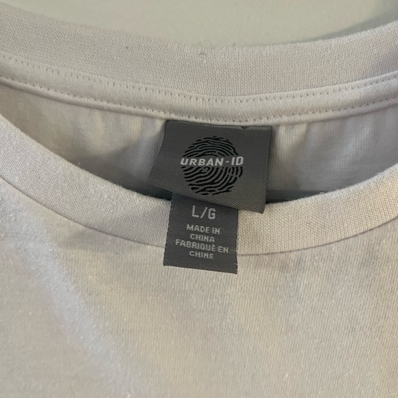 Men’s Urban ID Size L scooped t-shirt - Picture 2 of 3